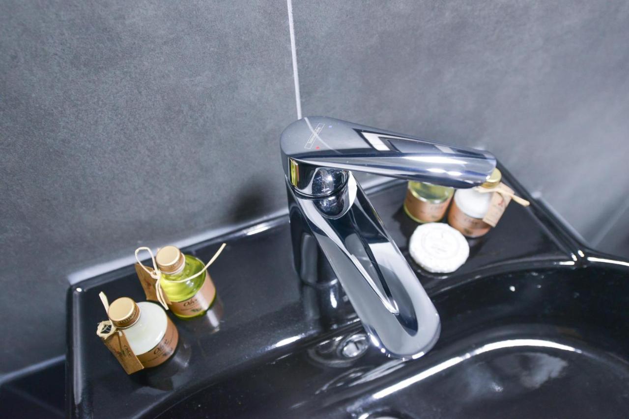 Istport Garden Hotels Arnavutkoy Exterior foto A single control tap