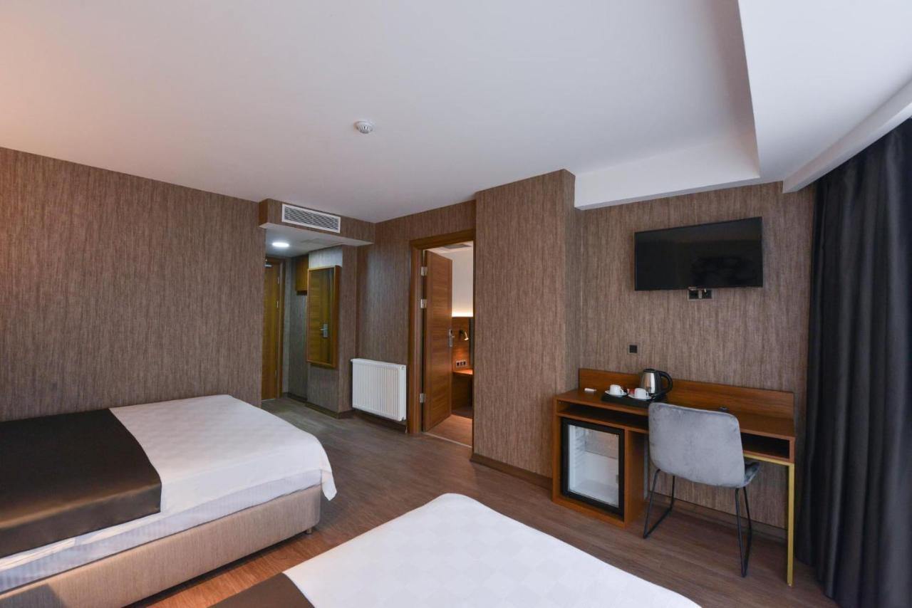 Istport Garden Hotels Arnavutkoy Exterior foto A room at the hotel
